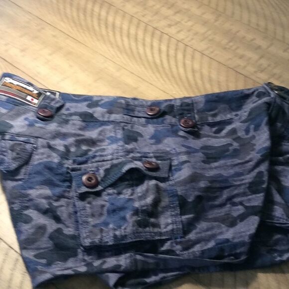 Superdry Regiment Blue Camo Cargoshorts pockets XS - Picture 6 of 13